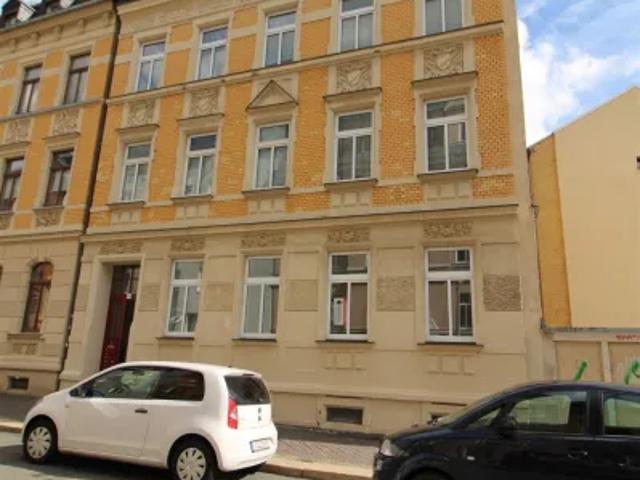Mietwohnungen ✓ 300 € Kaltmiete ✓ 50,22 m² Wohnfläche ⌖ 08525 Plauen, Breitscheidstraße 104