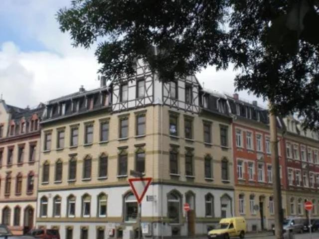 Mietwohnungen ✓ 300 € Kaltmiete ✓ 62,69 m² Wohnfläche ⌖ 08525 Plauen, Beethovenstraße 24