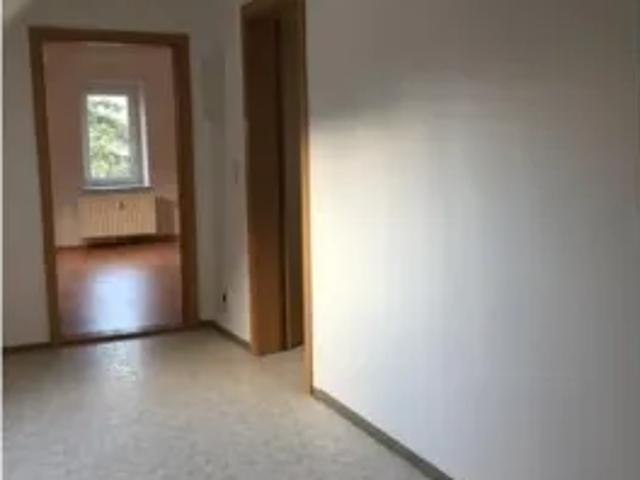 Mietwohnungen ✓ 300 € Kaltmiete ✓ 68,22 m² Wohnfläche ⌖ 08525 Plauen, Pausaer Straße 129