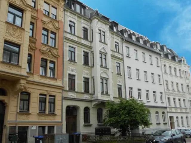 Mietwohnungen ✓ 304 € Kaltmiete ✓ 54,75 m² Wohnfläche ⌖ 08523 Plauen, Dittesstr. 38