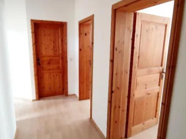 Mietwohnungen ✓ 315 € Kaltmiete ✓ 56 m² Wohnfläche ⌖ 08525 Plauen, Geibelstraße 42