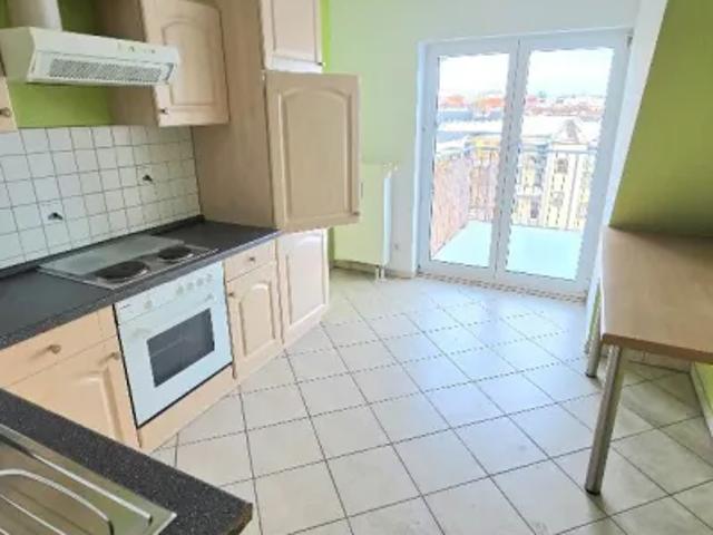 Mietwohnungen ✓ 315 € Kaltmiete ✓ 63 m² Wohnfläche ⌖ 08523 Plauen, Antonstraße 38