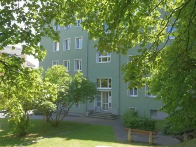 Mietwohnungen ✓ 318 € Kaltmiete ✓ 66,73 m² Wohnfläche ⌖ 08525 Plauen, Schillerstraße 44
