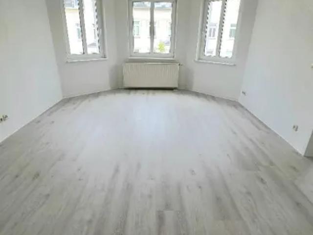 Mietwohnungen ✓ 330 € Kaltmiete ✓ 66,60 m² Wohnfläche ⌖ 08525 Plauen, Pausaer Straße 123