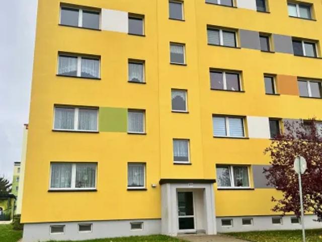 Mietwohnungen ✓ 339 € Kaltmiete ✓ 56,50 m² Wohnfläche ⌖ 08606 Oelsnitz/V Adolf Damaschke Str. 89