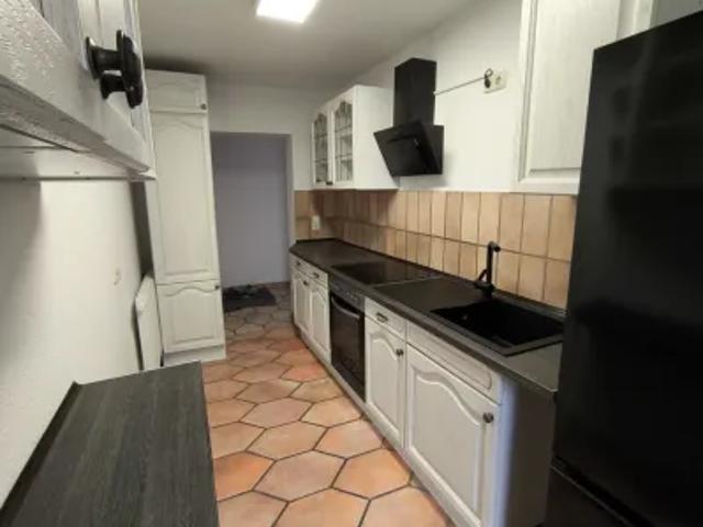Mietwohnungen ✓ 450 € Kaltmiete ✓ 71 m² Wohnfläche ⌖ 08606 Oelsnitz