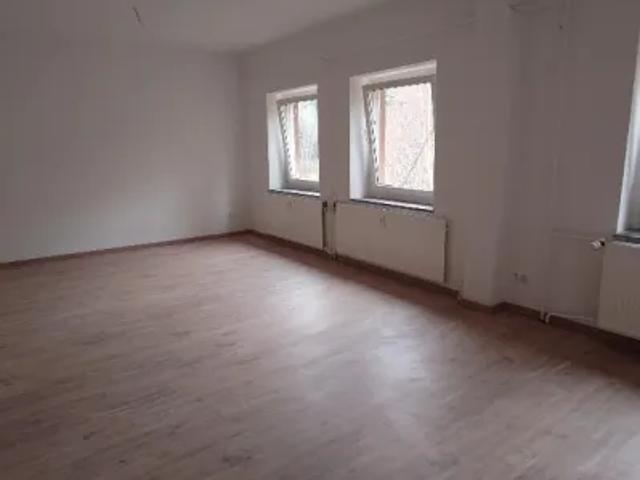 Mietwohnungen ✓ 520 € Kaltmiete ✓ 108 m² Wohnfläche ⌖ 07985 Elsterberg, Cunsdorf 22