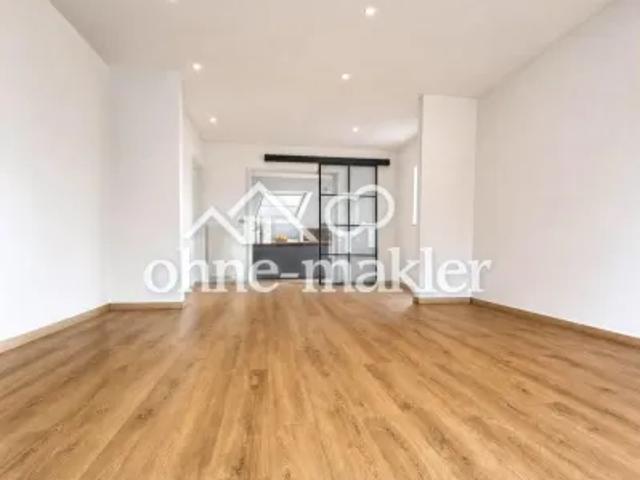 Mietwohnungen ✓ 670 € Kaltmiete netto ✓ 84 m² Wohnfläche ⌖ 08112 Wilkau Haßlau, Händelstraße 2