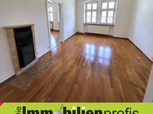 Mietwohnungen ✓ 695 € Kaltmiete ✓ 110 m² Wohnfläche ⌖ 95028 Hof, Ludwigstraße 52