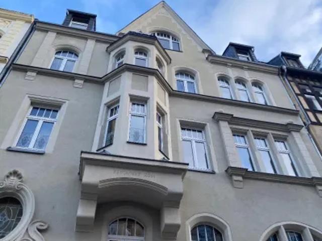 Mietwohnungen ✓ 600 € Kaltmiete ✓ 105 m² Wohnfläche ⌖ 08525 Plauen, Schildstraße 32