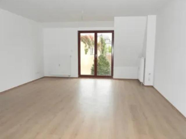 Mietwohnungen ✓ 756 € Kaltmiete ✓ 104,95 m² Wohnfläche ⌖ 08525 Plauen, Reißiger Str. 83