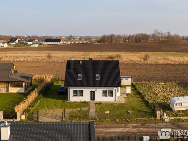 Energooszczędny dom 129,5 m2 blisko plaży w Mielenku