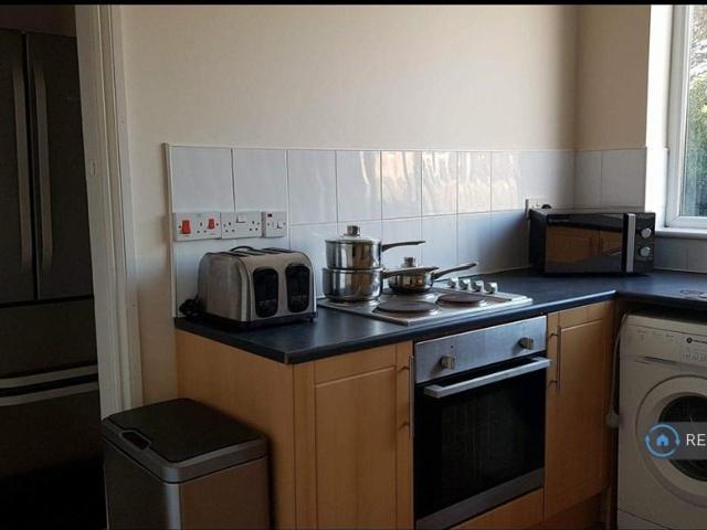 Miers Ave, Hartlepool, TS24 1 bed in a flat share to rent £450 pcm £104 pw