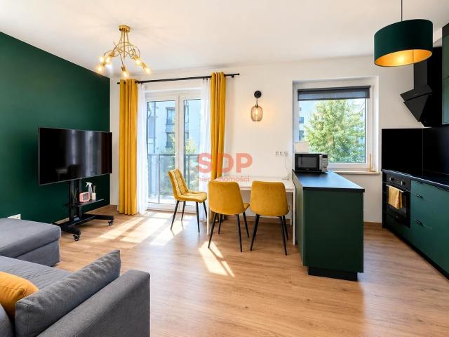 Mieszkanie m5 z aneksem kuchennym 80,95 m² na wynajem ul. Chachaja, Wrocław, Oporów