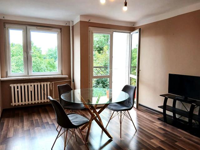 Mieszkanie m2 z kuchnią w zabudowie 37 m² na wynajem Opole, Śródmieście