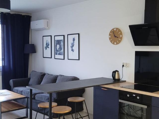 Mieszkanie m2 z kuchnią w zabudowie 45 m² na wynajem ul. Różana, Bolesławiec