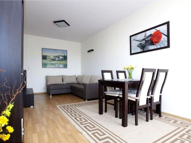 Mieszkanie m2 z kuchnią w zabudowie 55 m² na wynajem Kraków