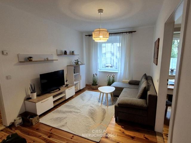 Mieszkanie m2 z oddzielną kuchnią 44 m² na wynajem ul. Andrzeja, Gliwice, Szobiszowice