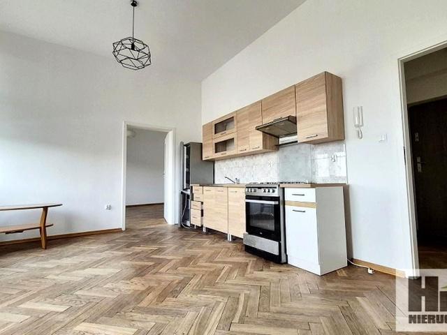 Mieszkanie m2 z oddzielną kuchnią 56 m² na wynajem Tarnów, Krakowska