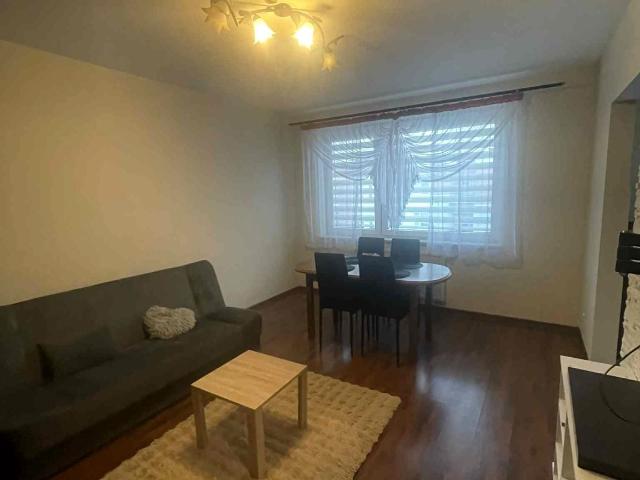 Mieszkanie m2 z oddzielną kuchnią 50 m² na wynajem ul. Sabinówek, Kielce