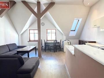 Mieszkanie m2 z oddzielną kuchnią 51 m² na wynajem Jelenia Góra