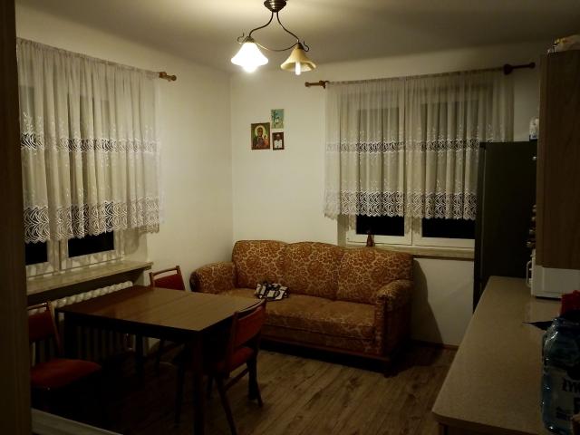 Mieszkanie m2 z oddzielną kuchnią 70 m² na wynajem ul. Pogodna, Bronisin Dworski