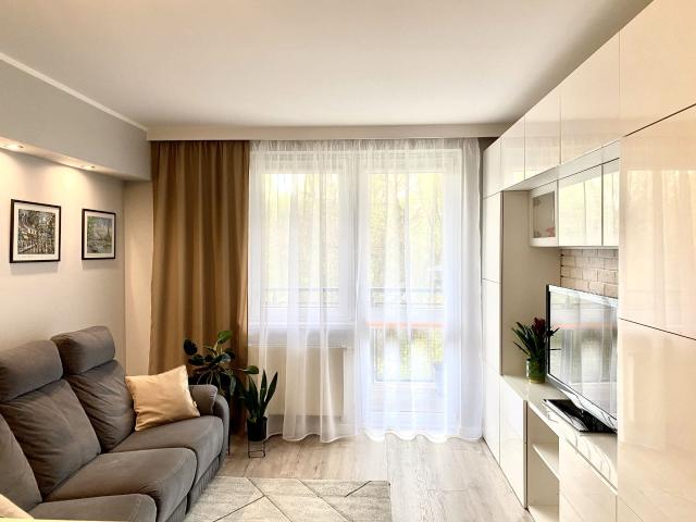 Mieszkanie m3 z aneksem kuchennym 52 m² na wynajem ul. Paniowicka, Wrocław, Fabryczna
