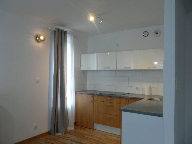 Mieszkanie m3 z kuchnią w zabudowie 65,70 m² na wynajem ul. Miła, Oława