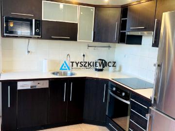 Mieszkanie m3 z kuchnią z oknem 52,20 m² na wynajem ul. Kosynierów, Rumia