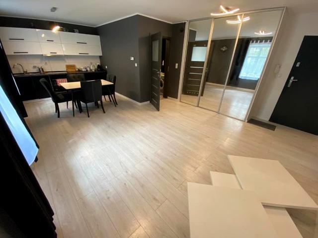 Mieszkanie m3 z kuchnią z oknem 57 m² na wynajem Jelenia Góra, Śródmieście