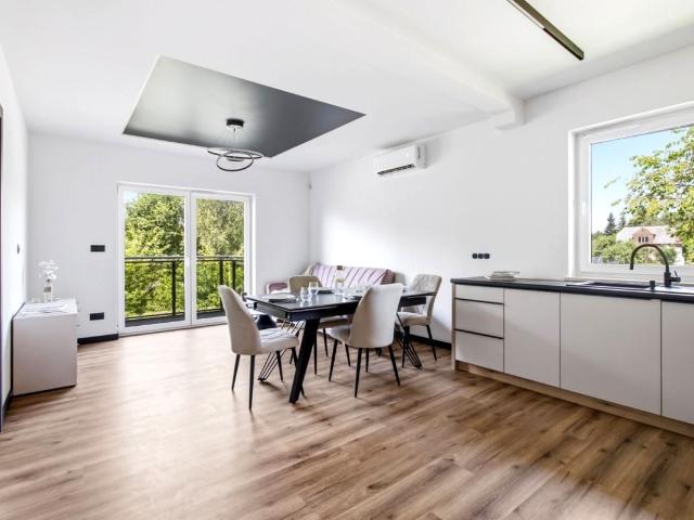 Mieszkanie m3 z kuchnią z oknem 60 m² na wynajem ul. Kwiatowa, Skawina