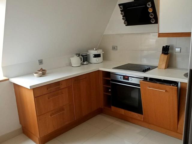 Mieszkanie m3 z kuchnią z oknem 60 m² na wynajem Wrocław, Oporów