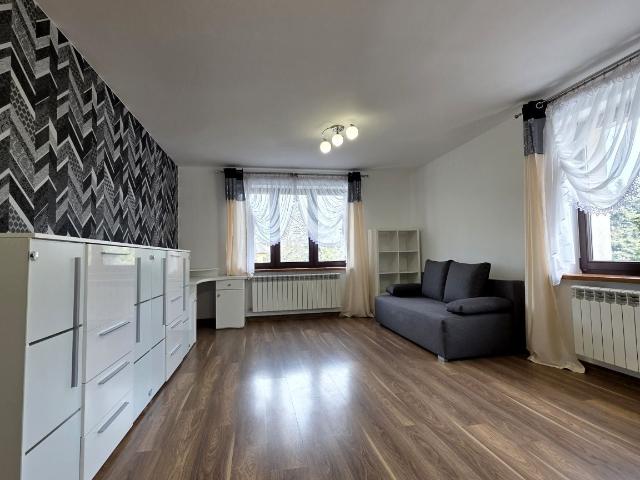 Mieszkanie m3 z oddzielną kuchnią 100 m² na wynajem Kraków, Pychowice