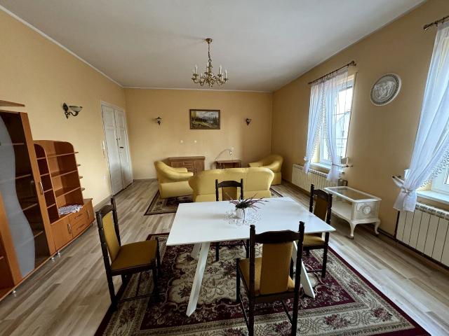 Mieszkanie m3 z oddzielną kuchnią 80 m² na wynajem ul. Rynek, Raszków