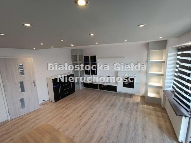 Mieszkanie na sprzedaż 3 pokoje Lipsk, 72,60 m2, 2 piętro