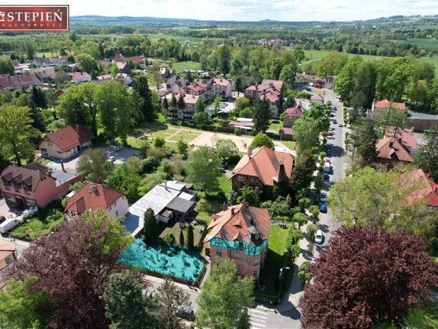 Mieszkanie na sprzedaż 3 pokoje Mirsk, 101 m2, 2 piętro