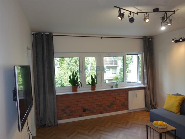 Mieszkanie na sprzedaż 3 pokoje Poznań Grunwald, 48 m2, 2 piętro