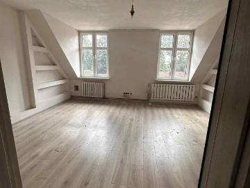Mieszkanie na sprzedaż 3 pokoje Trzebiatów, 70 m2, 2 piętro