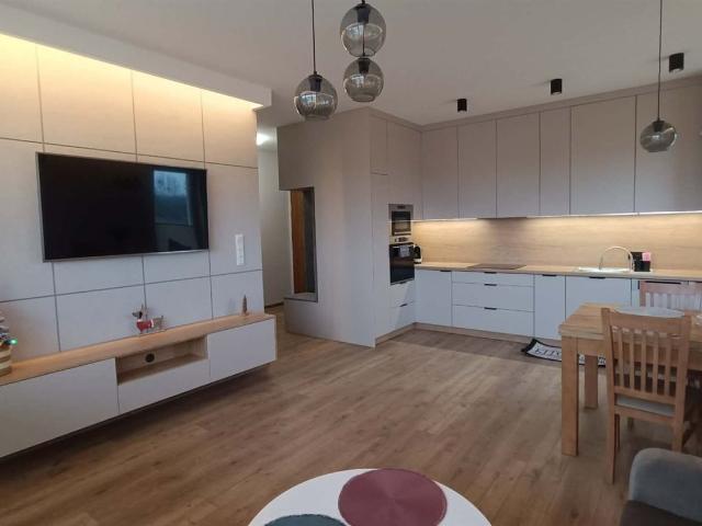Mieszkanie na sprzedaż 2 pokoje Stryków, 50 m2, 2 piętro