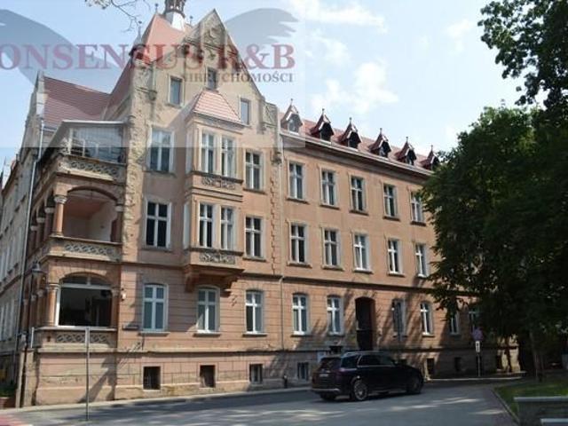 Mieszkanie na sprzedaż 2 pokoje Prudnik, 97,56 m2, 1 piętro