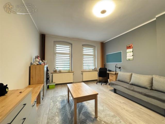 Mieszkanie na sprzedaż 4 pokoje Bytom, 196 m2, 3 piętro