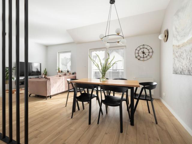 Mieszkanie na sprzedaż 4 pokoje Rumia, 113,90 m2, 1 piętro