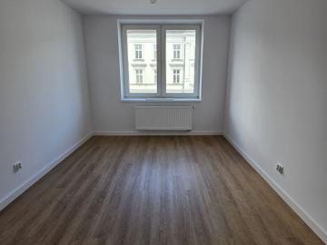 Mieszkanie na sprzedaż, Biecka