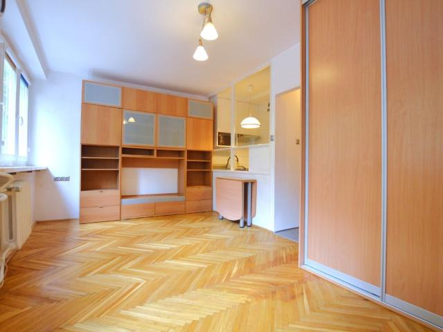 Mieszkanie na sprzedaż, Warszawa, Śródmieście, Twarda