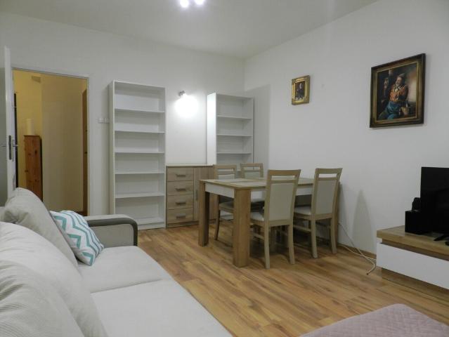 Mieszkanie na wynajem 3 pokoje, balkon