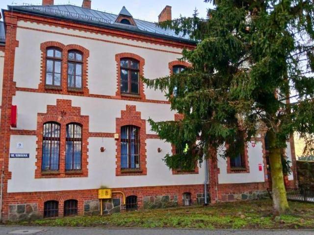 Mieszkanie na wynajem, Szkolna