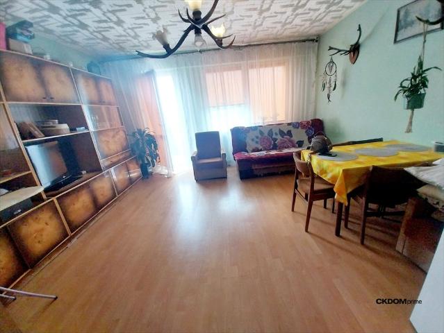 Mieszkanie do remontu z potencjałem, 3 pokoje, balkon zapraszam