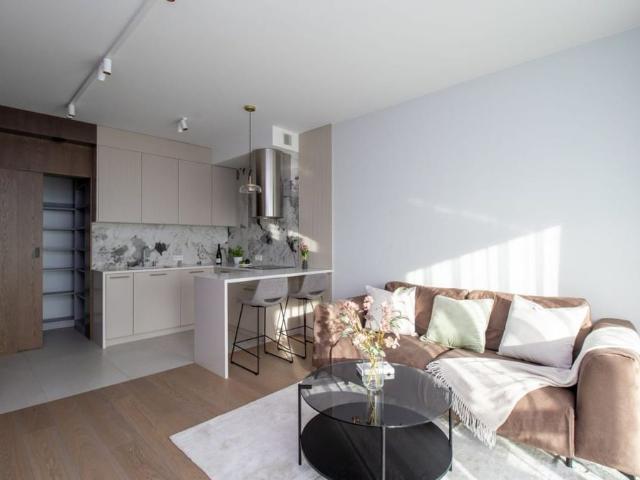 Mieszkanie do wynajęcia 2 pokoje Grzybowska, Warszawa 50 m²