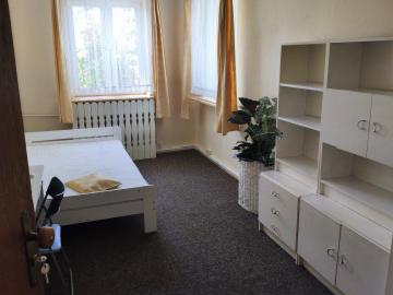 Czteropokojowe mieszkanie do wynajęcia