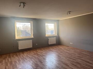 Mieszkanie kawalerka z oddzielną kuchnią 42,98 m² na wynajem ul. Moniuszki, Baborów